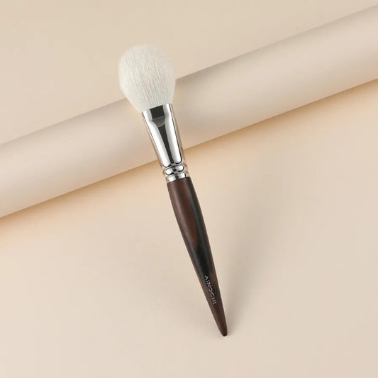 Round blush brush for seamless blending 2