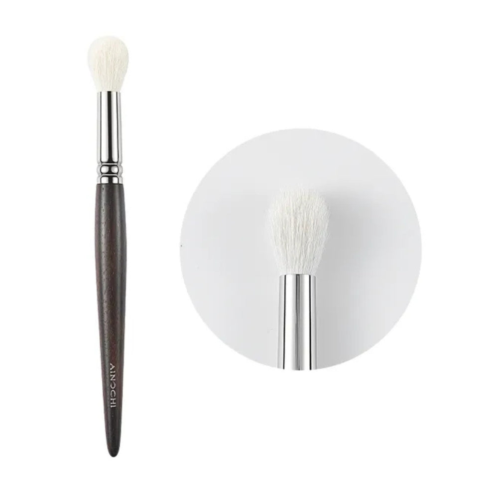 Professional highlighter brush for glowing skin 1