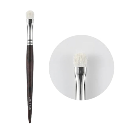 Soft goat hair makeup brush for precision eyeshadow application 1