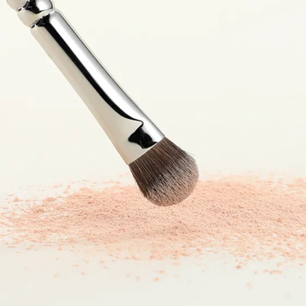 Professional-quality eyeshadow brush for even application 4