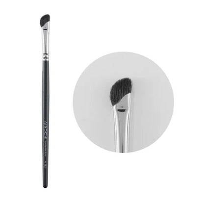 Ainochi M152 Sickle Detail Eyeshadow  Makeup Brush - Precision Shading & Defined Blending