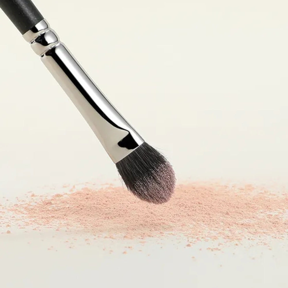 Angled blending brush for precise shading and contouring 4