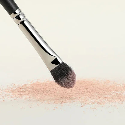 Angled blending brush for precise shading and contouring 4