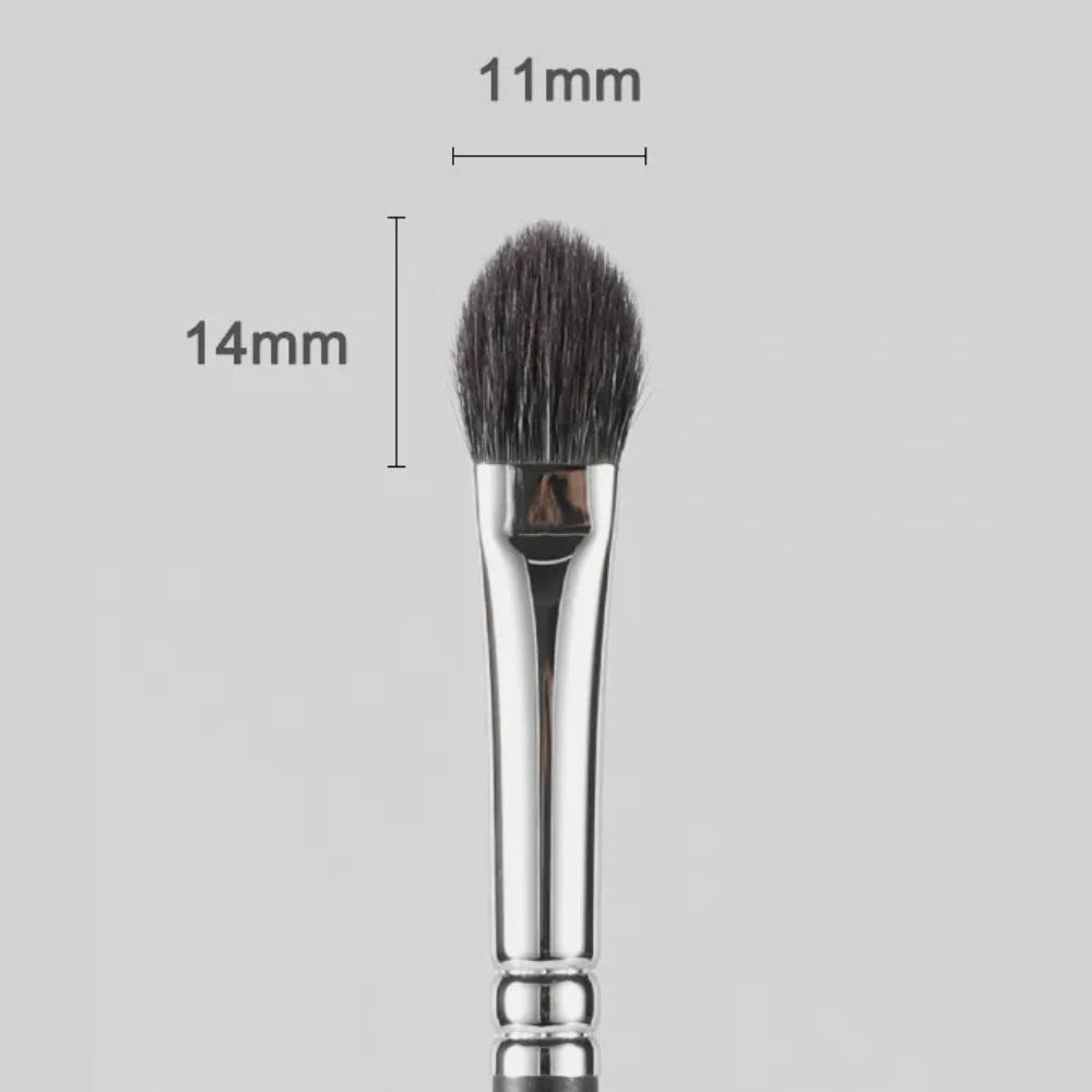 Angled blending brush for precise shading and contouring 5