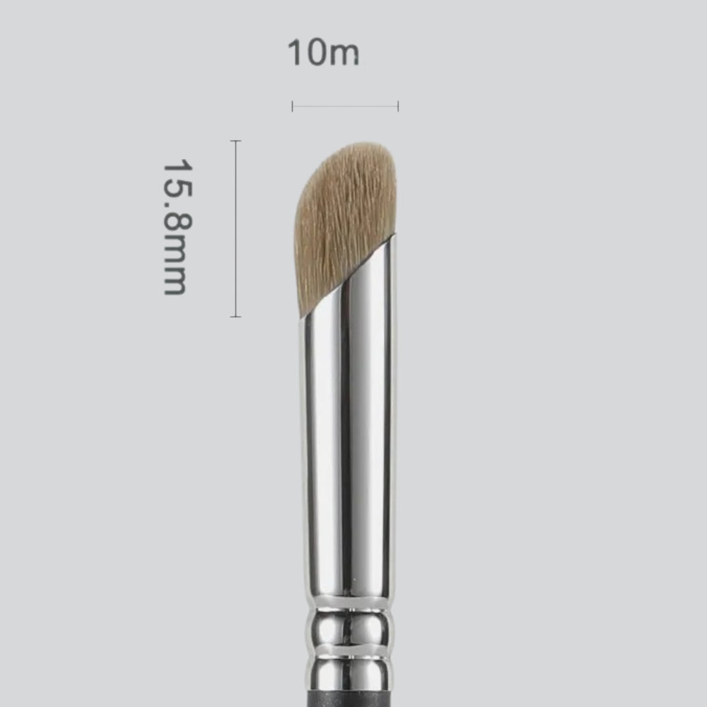 Professional-quality concealer brush for streak-free coverage 5