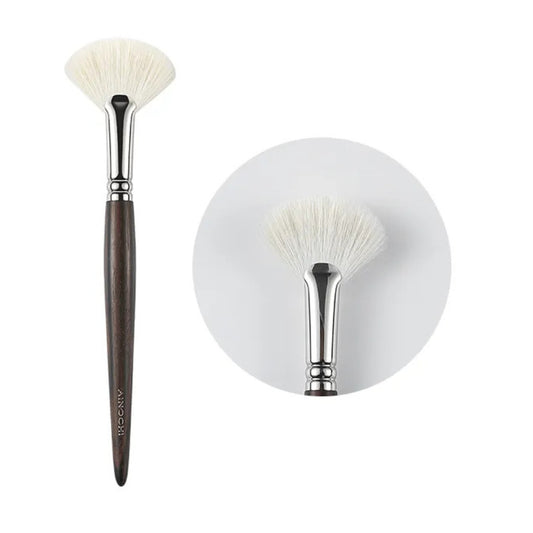 Ultra-soft goat hair highlighter brush for flawless blending 1