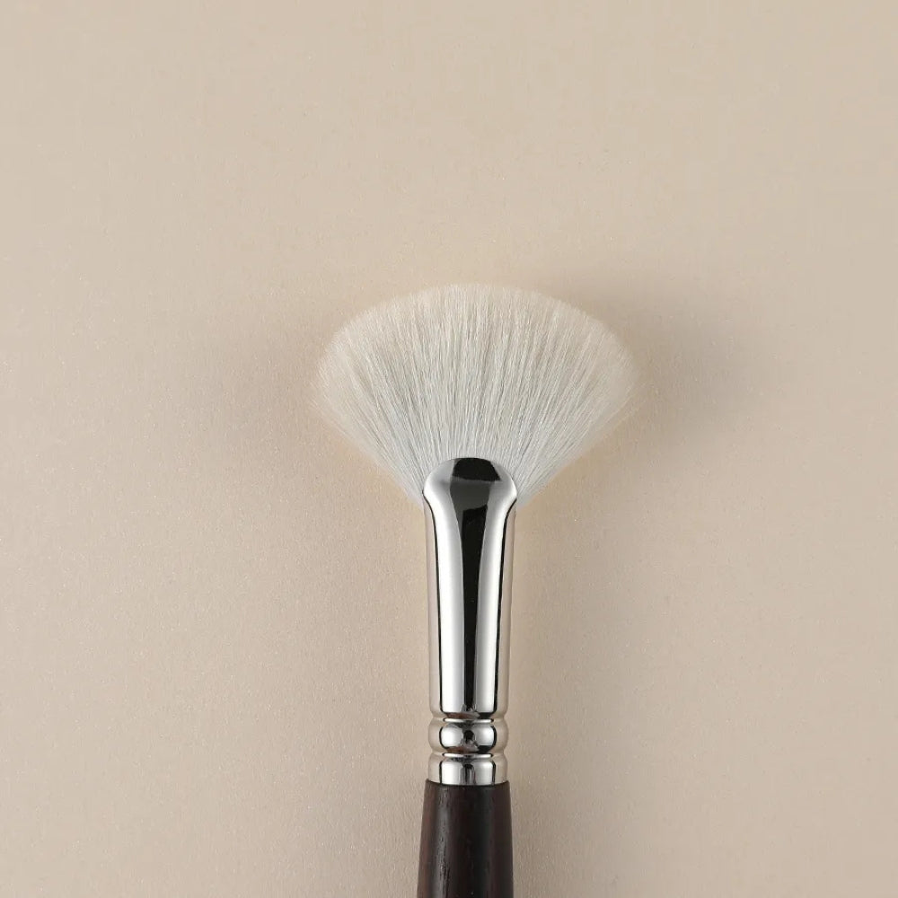Ultra-soft goat hair highlighter brush for flawless blending 2