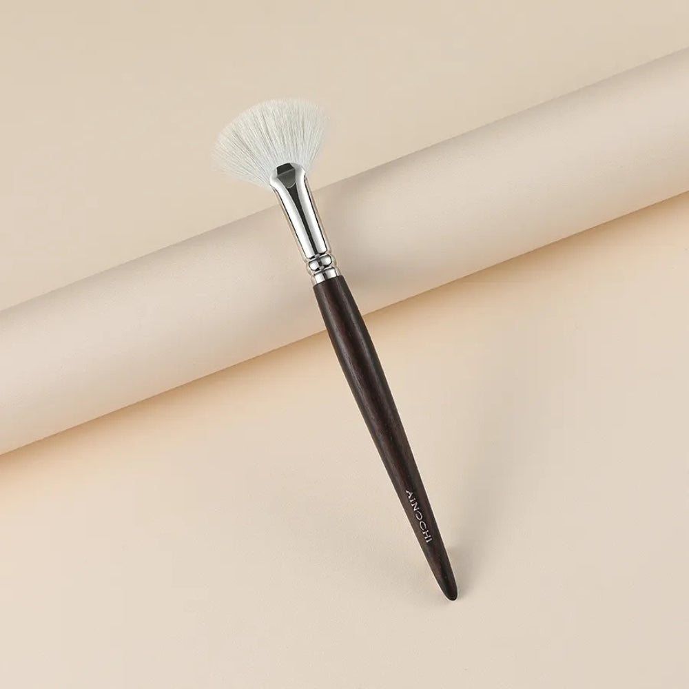 Ultra-soft goat hair highlighter brush for flawless blending 3