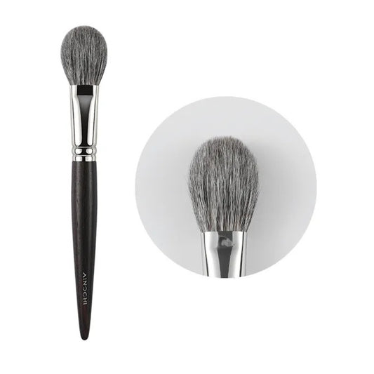 Small contour blush brush for precise application 1