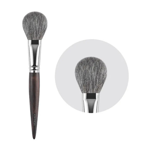 Round flat blush brush for seamless application 1