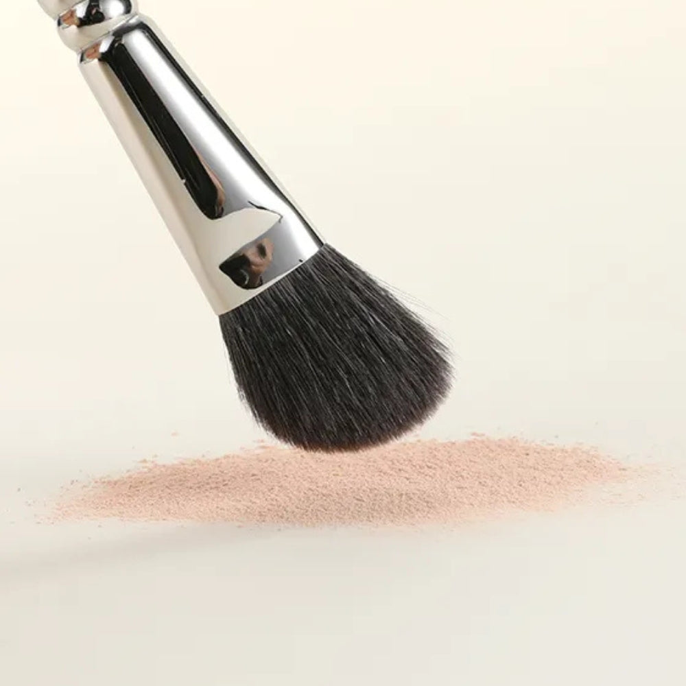 Professional contour brush for flawless definition 4