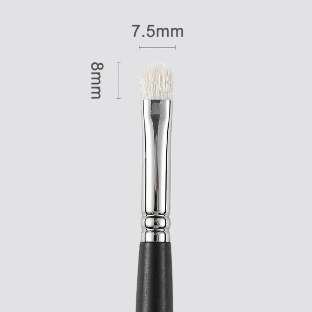 Professional small tapered eyeshadow brush 2