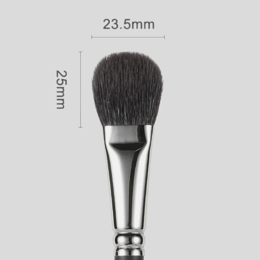 Soft goat hair makeup brush for a natural flush 5