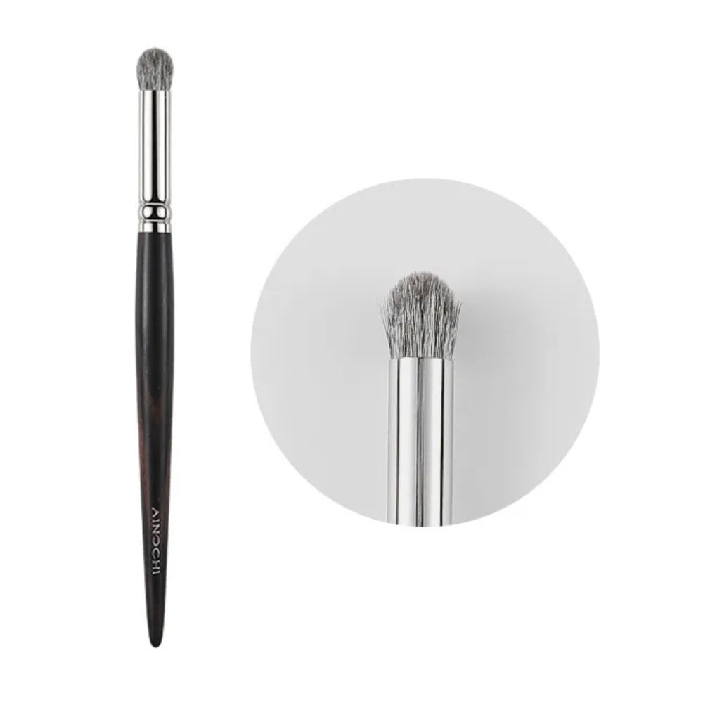 Pro makeup brush for seamless eyeshadow application 1