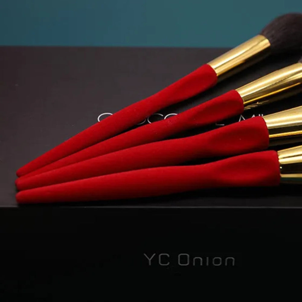 High-quality blending brushes for flawless application 3